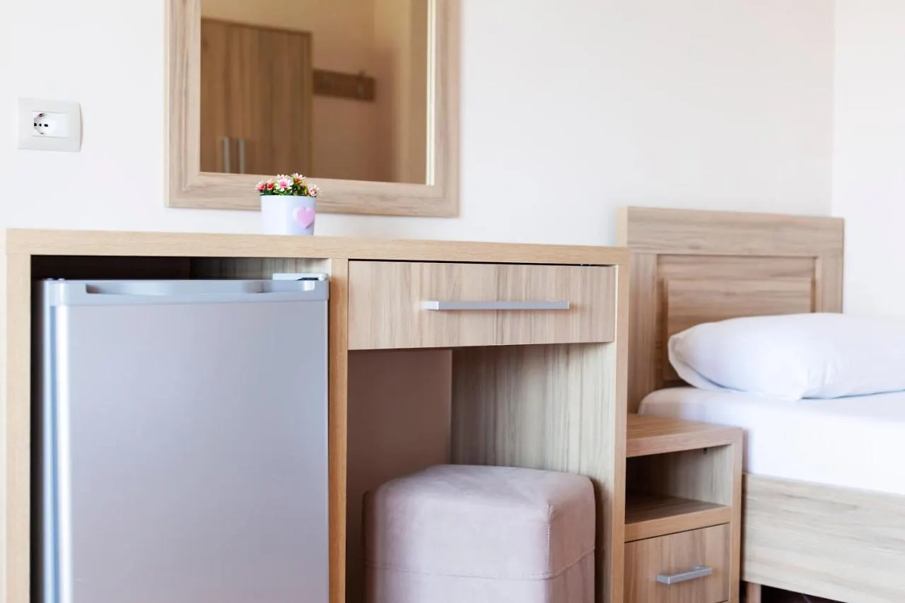 Hotel Toni Retzo Rooms Himare