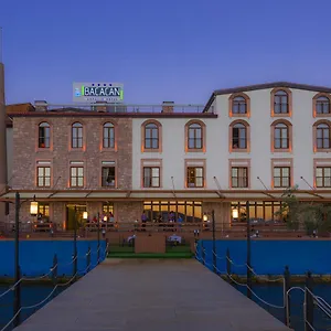 bacacan-hotel-ayvalik.aegeanhotels.net/