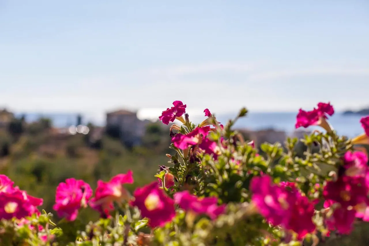 Hotel Toni Retzo Rooms Himarë Albanien