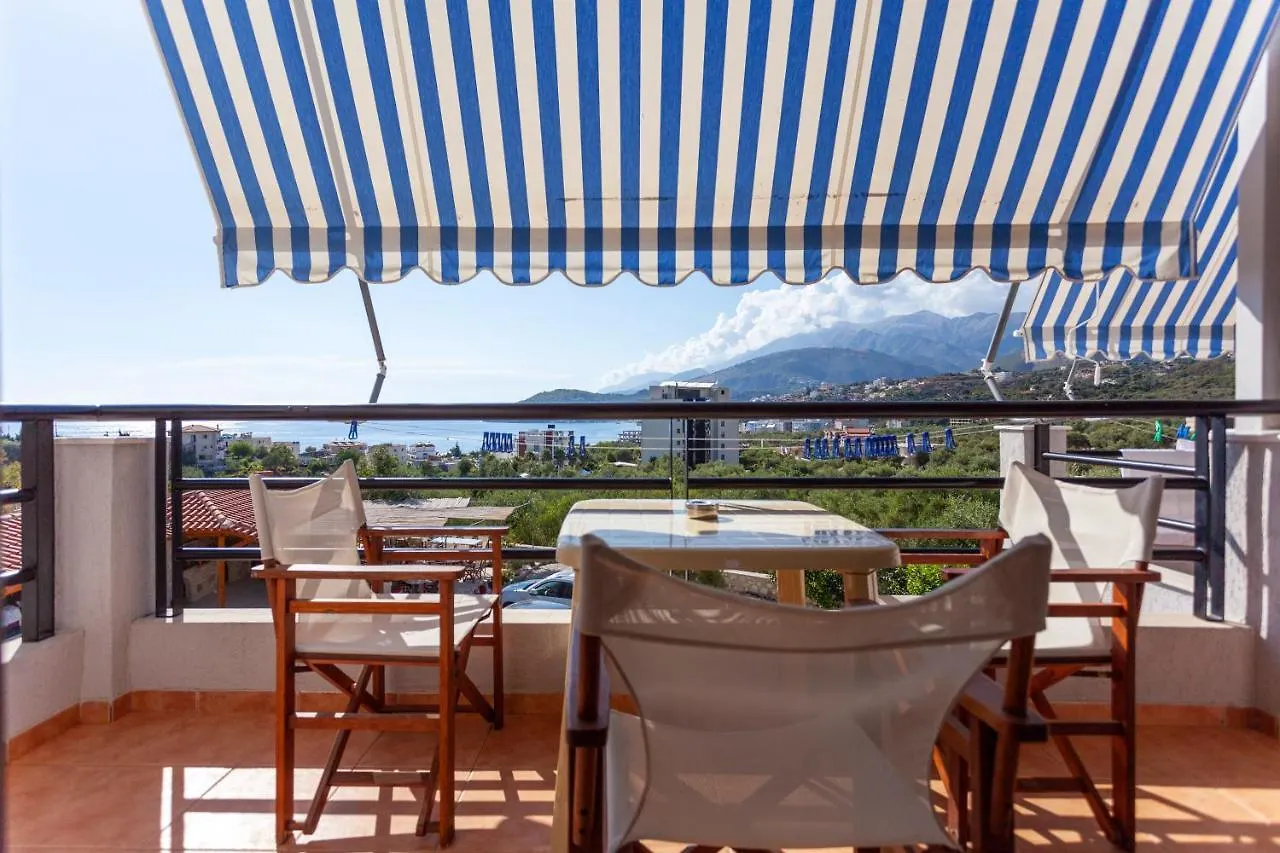 Toni Retzo Rooms Himare