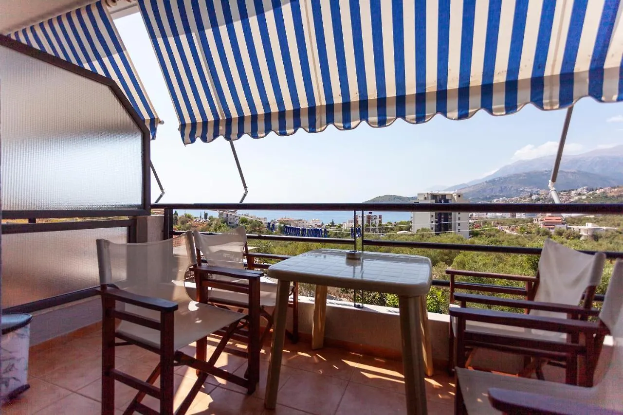 Toni Retzo Rooms Himare Hotel
